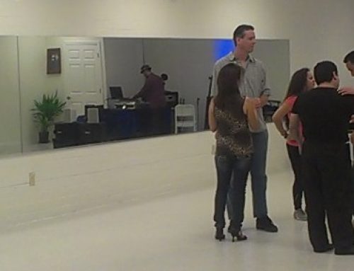 Salsa Rueda lesson on Monday in Glendale.