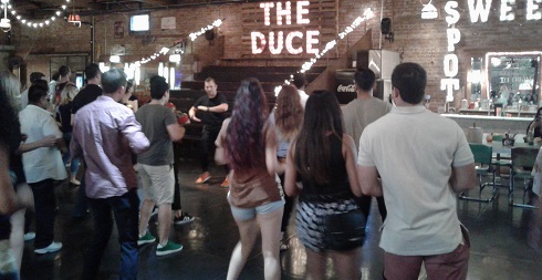 salsa lesson at the duce